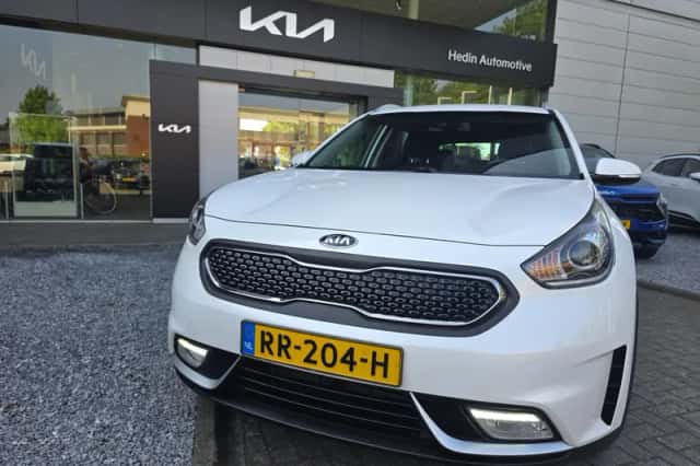 Kia Niro (2018) thumbnail 3