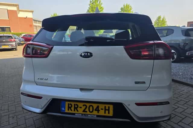 Kia Niro (2018) thumbnail 6