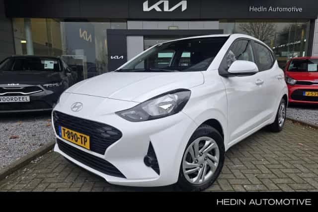 Hyundai i10 (2023) thumbnail 1