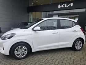 Hyundai i10 (2023) thumbnail 2