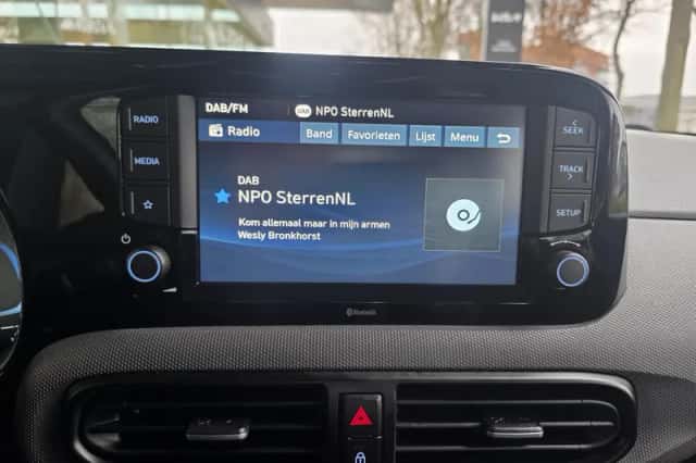Hyundai i10 (2023) thumbnail 16