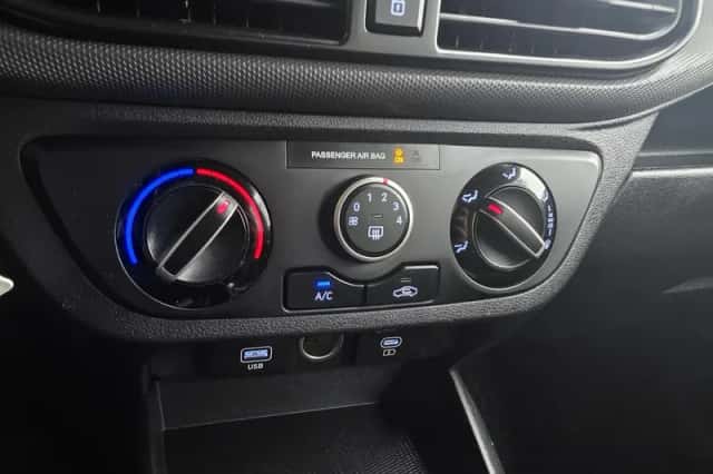 Hyundai i10 (2023) thumbnail 17