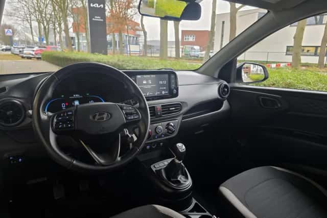 Hyundai i10 (2023) thumbnail 6