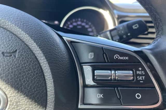 Kia Ceed (2018) thumbnail 21