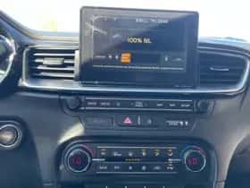 Kia Ceed (2018) thumbnail 22