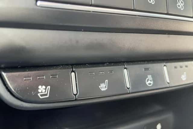 Kia Ceed (2018) thumbnail 23
