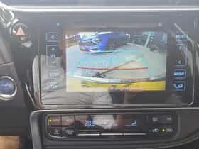Toyota Auris (2016) thumbnail 11