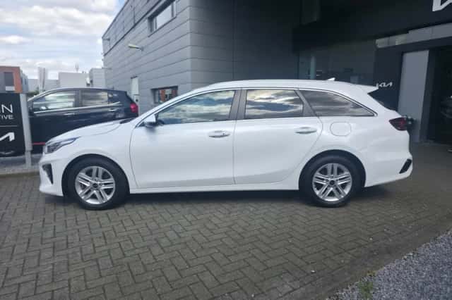Kia Ceed Sportswagon (2022) thumbnail 6