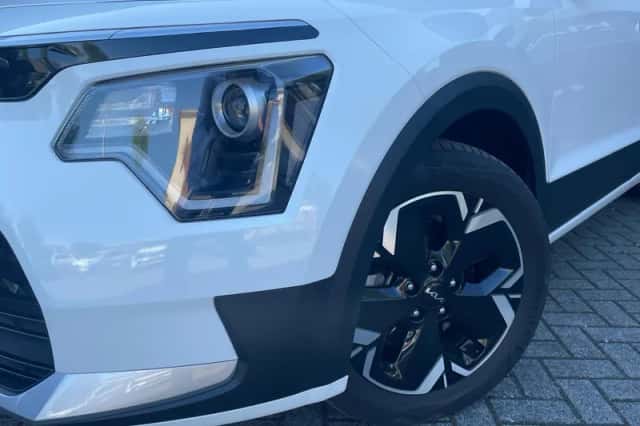 Kia Niro EV (2024) thumbnail 6