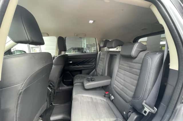 Mitsubishi Outlander (2020) thumbnail 20