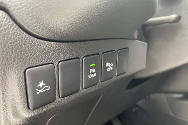 Mitsubishi Outlander (2020) thumbnail 22