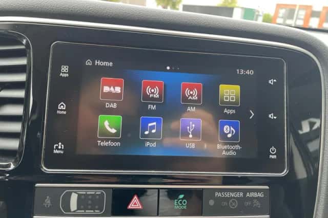 Mitsubishi Outlander (2020) thumbnail 30
