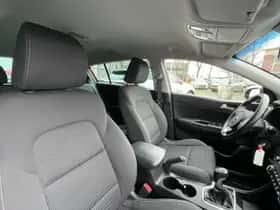 Kia Sportage (2017) thumbnail 16