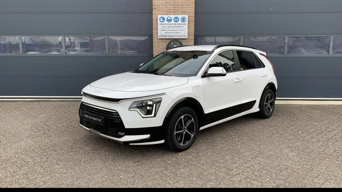 Kia Niro (2022) — foto 1