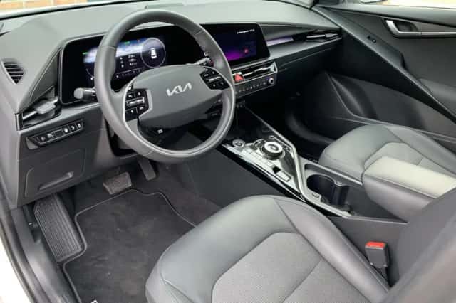 Kia Niro (2022) thumbnail 12