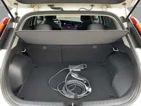 Kia Niro (2022) thumbnail 9