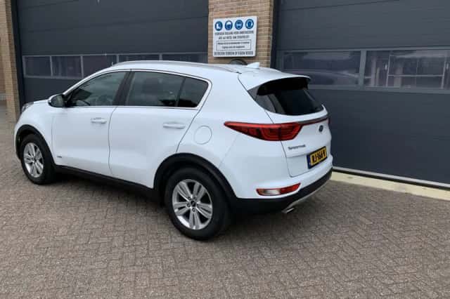 Kia Sportage (2017) thumbnail 4