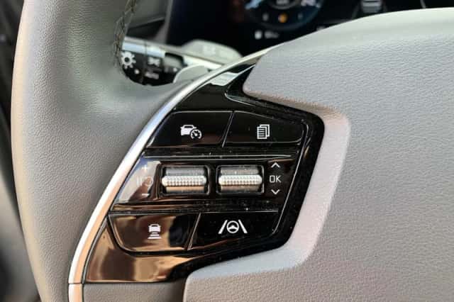 Kia Niro (2023) thumbnail 18
