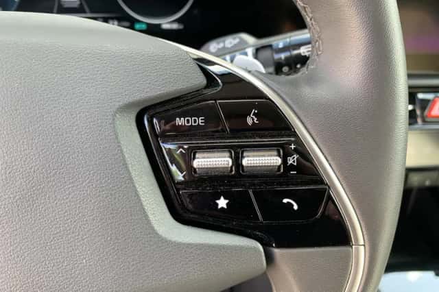 Kia Niro (2023) thumbnail 19