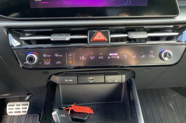 Kia Niro (2023) thumbnail 27