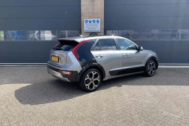 Kia Niro (2023) thumbnail 34