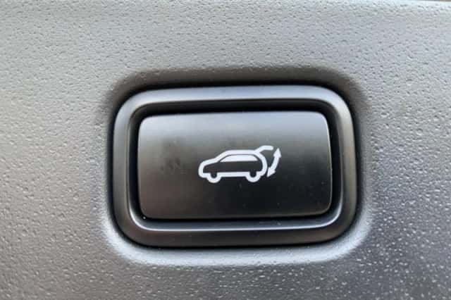 Kia Niro (2023) thumbnail 9