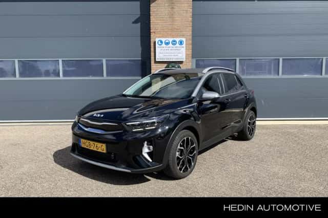 Kia Stonic (2025) thumbnail 1