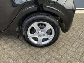 Kia Picanto (2025) thumbnail 3