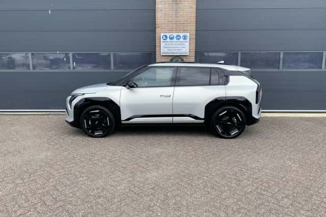 Kia EV3 (2025) thumbnail 2