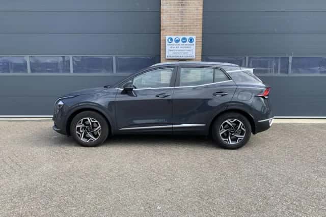 Kia Sportage (2024) thumbnail 2