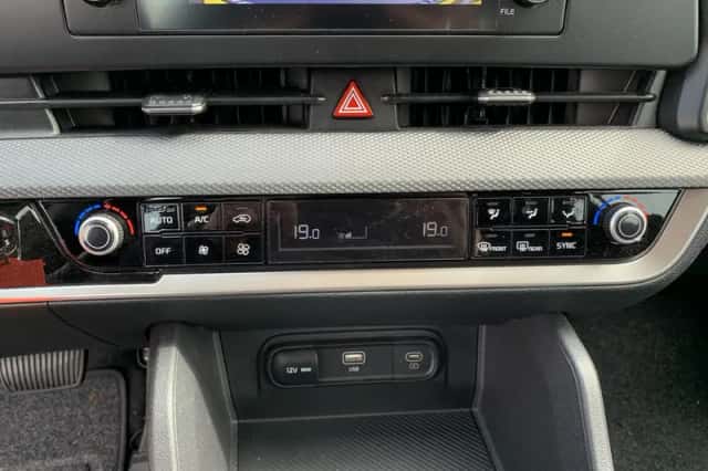 Kia Sportage (2024) thumbnail 16