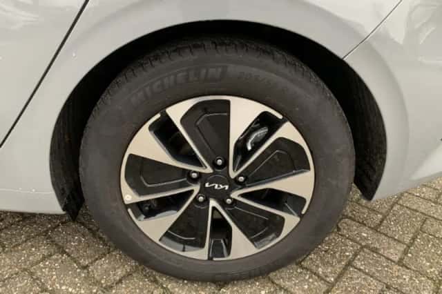 Kia Ceed Sportswagon (2025) thumbnail 8
