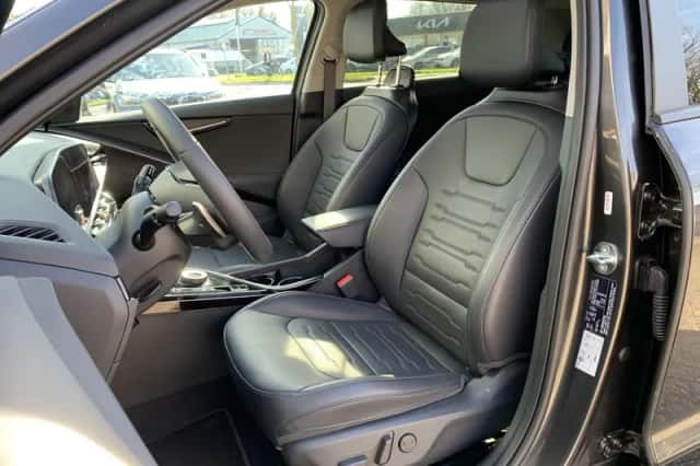 Kia Niro EV (2025) thumbnail 12