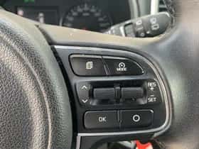 Kia Sportage (2016) thumbnail 13