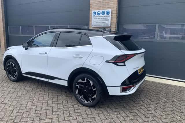 Kia Sportage (2025) thumbnail 4