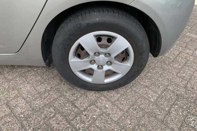 Kia Venga (2013) thumbnail 3