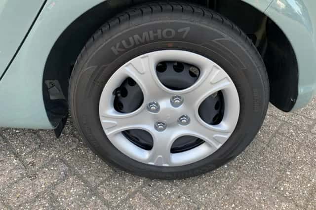 Kia Picanto (2025) thumbnail 3