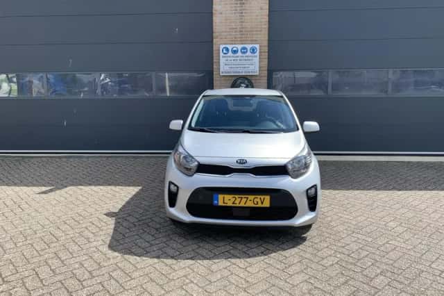 Kia Picanto (2021) thumbnail 5