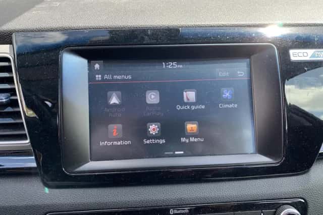Kia Niro (2017) thumbnail 18