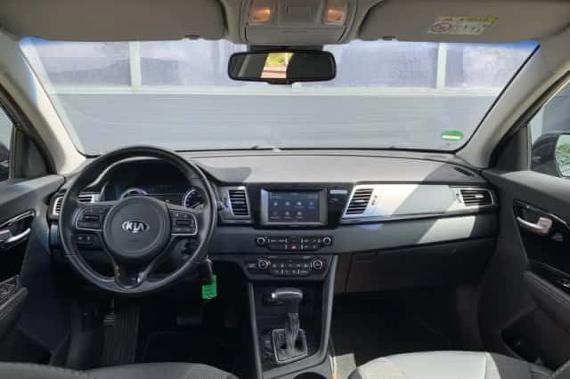 Kia Niro (2017) thumbnail 22