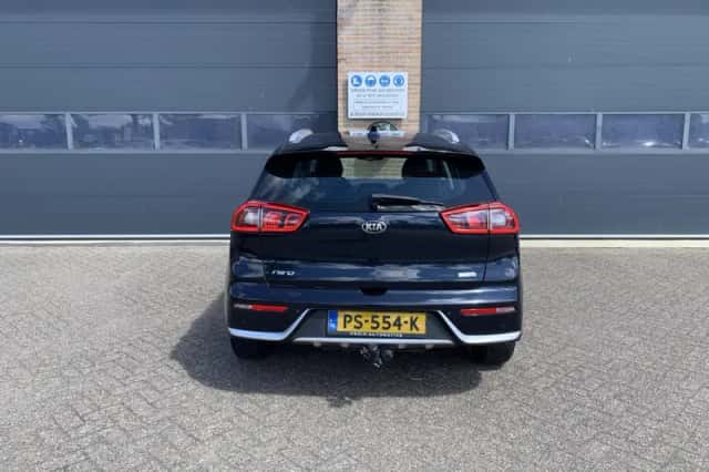 Kia Niro (2017) thumbnail 6