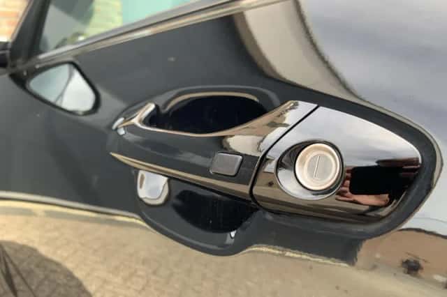 Kia Stonic (2025) thumbnail 8
