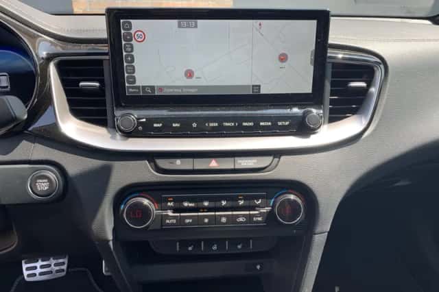 Kia Ceed Sportswagon (2025) thumbnail 18