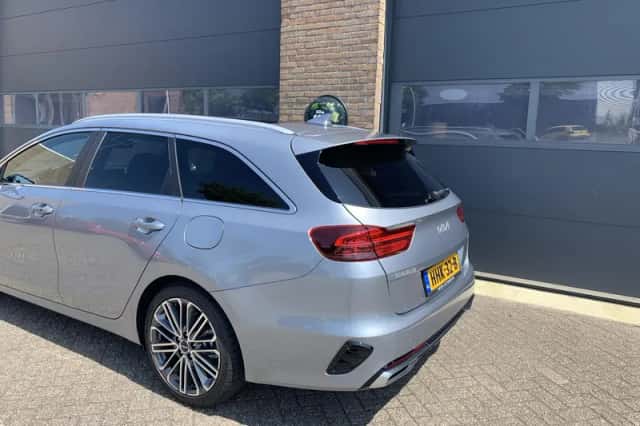 Kia Ceed Sportswagon (2025) thumbnail 4