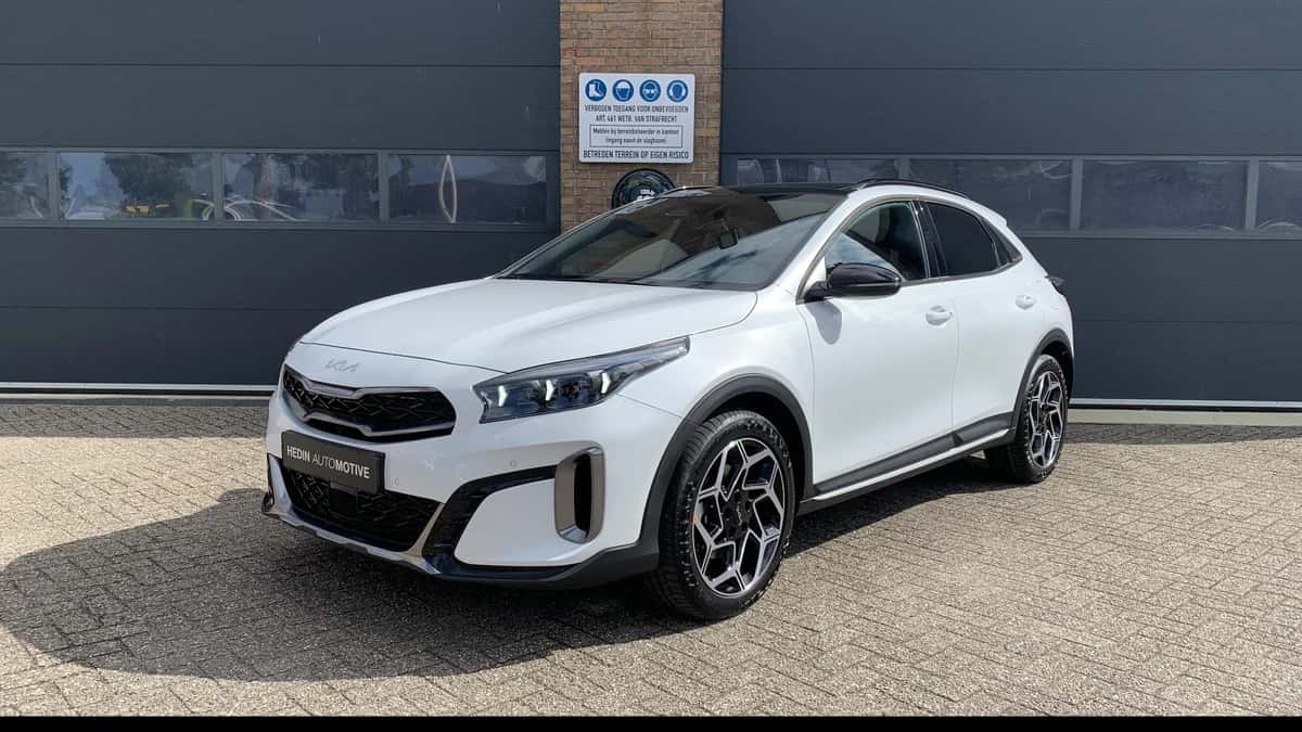 Kia XCeed (2025) — foto 1