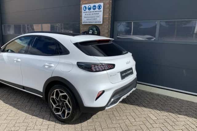 Kia XCeed (2025) thumbnail 4
