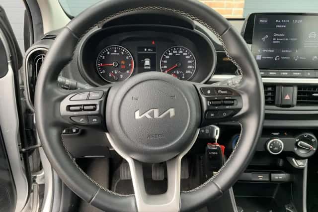 Kia Picanto (2021) thumbnail 11