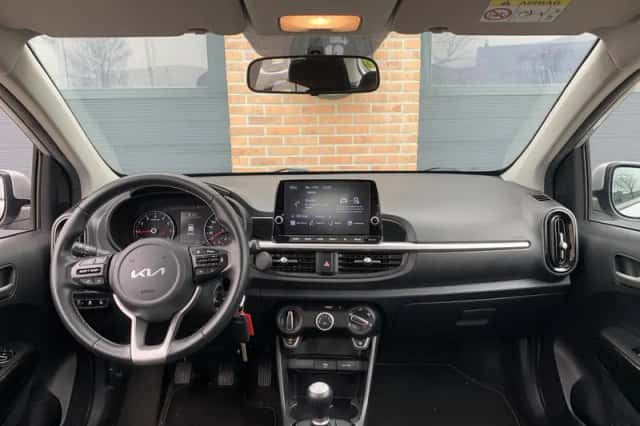 Kia Picanto (2021) thumbnail 18