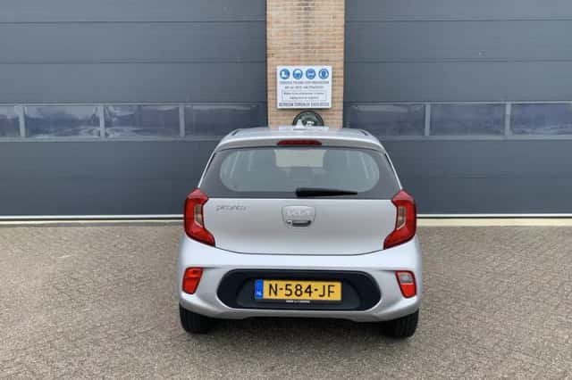 Kia Picanto (2021) thumbnail 6