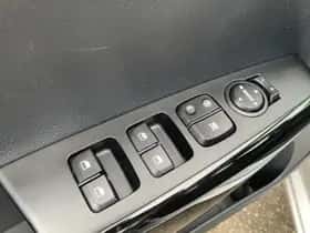 Kia Picanto (2021) thumbnail 10
